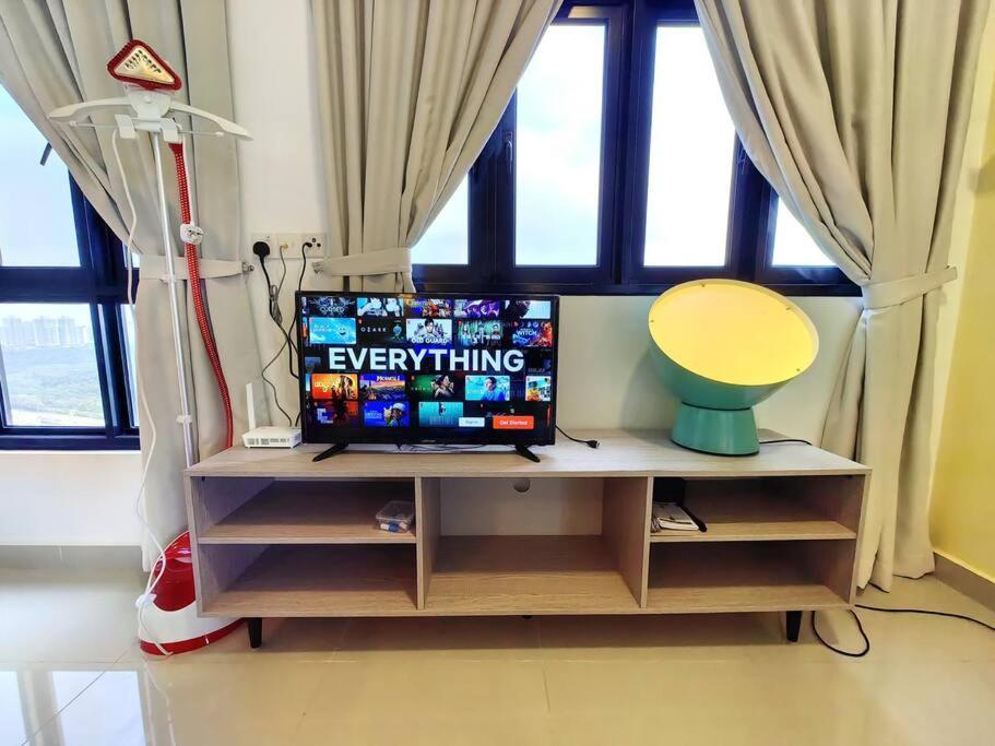 Apartment 3713 Meridin Sovo Couple Legoland Netflix Bystay